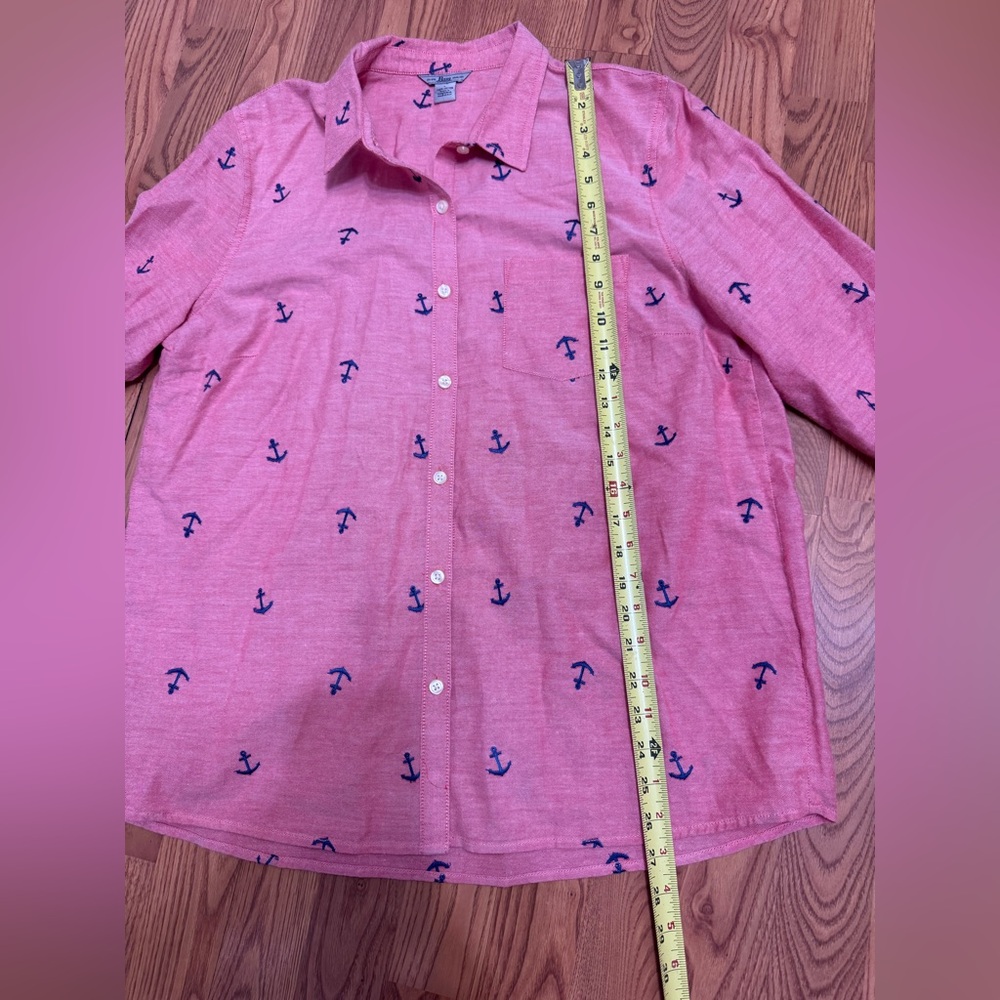✨Bass Women’s Large Coral Button-Down Shirt with Navy Anchor Print | EUC - Picture 5 of 7